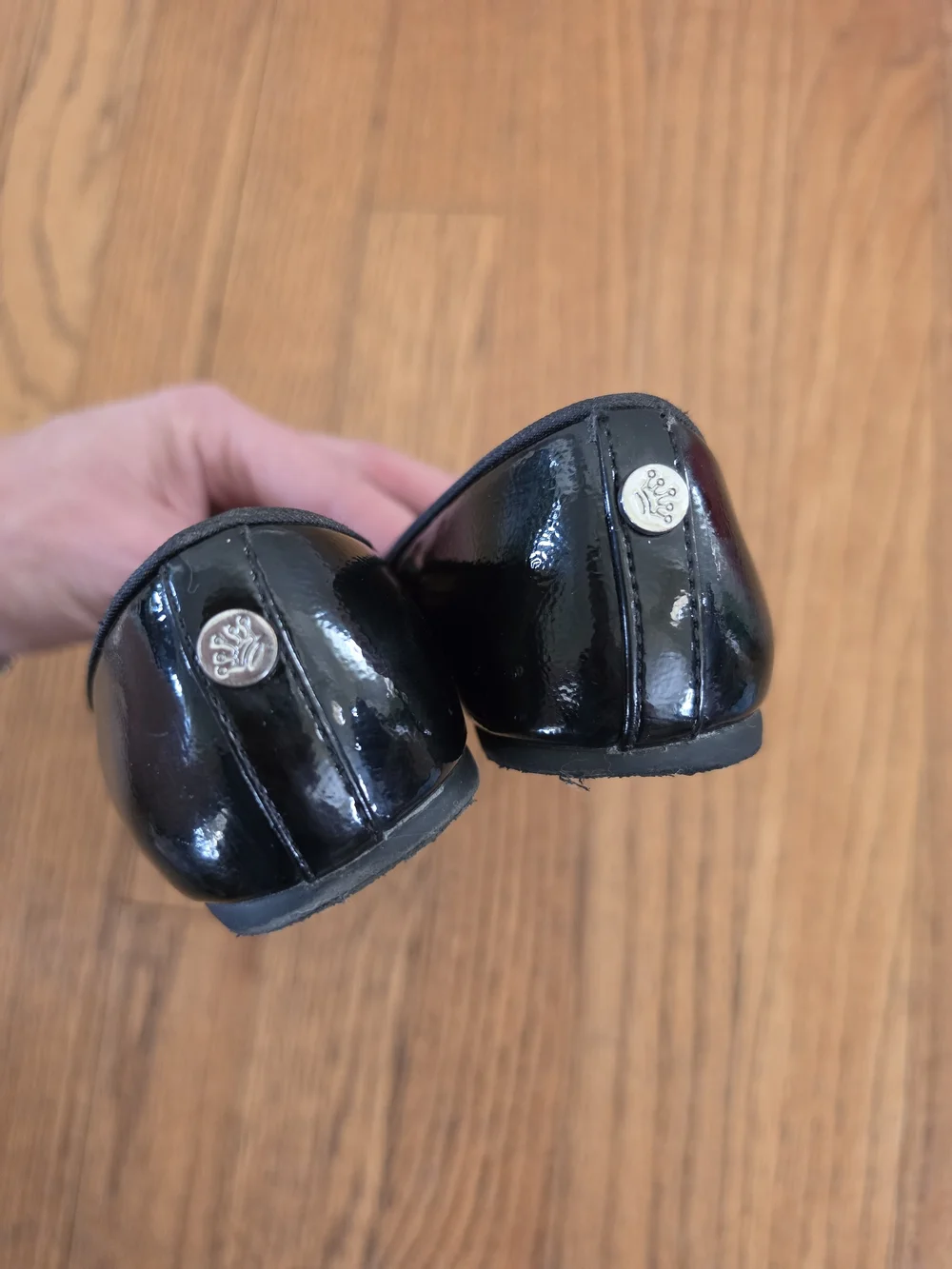 Nina Black Patent Girls' Mary Janes with Rhinestone Bow Size 13